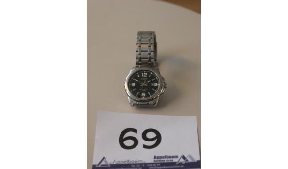 horloge CASIO MTP 1302, werking niet gekend, met gebruikssporen